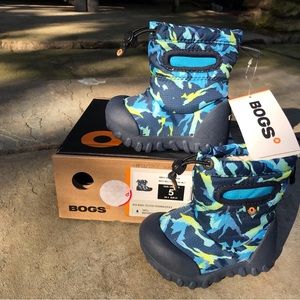 BOGS Toddler Winter Boots NWT - 5T